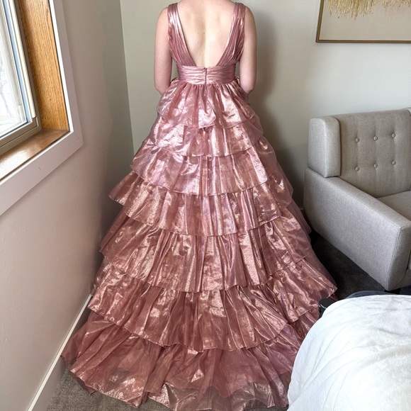 10314 Size 6 Sherri Hill rose gold tiered ball gown plunging v-neck neckline - Picture 2 of 8